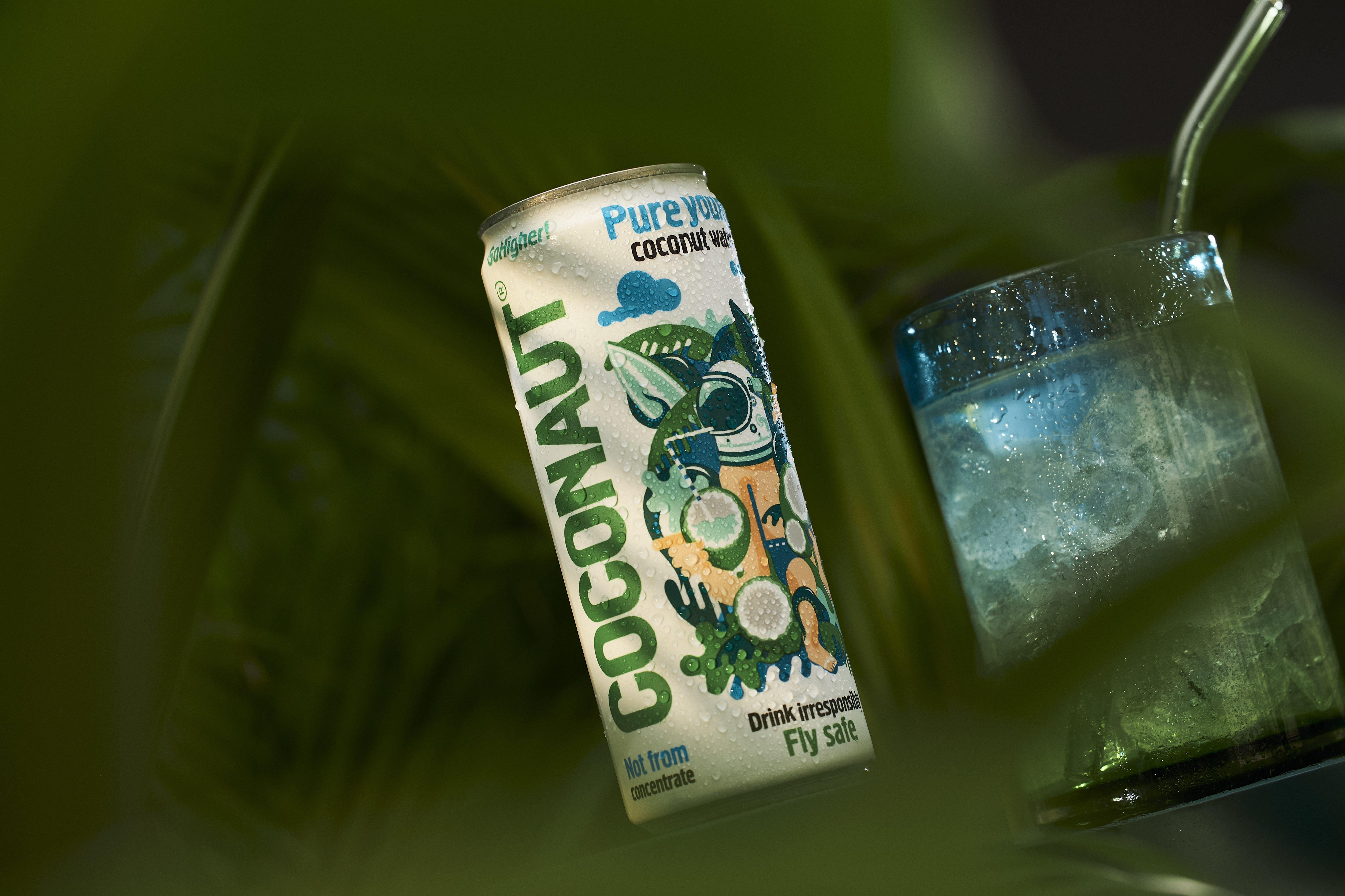 Naturalna woda kokosowa - jak działa i dlaczego warto ją pić codziennie?